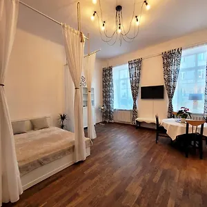 przytulne-apartamenty-w-super-lokalizacji.warsawhotelspoland.com/